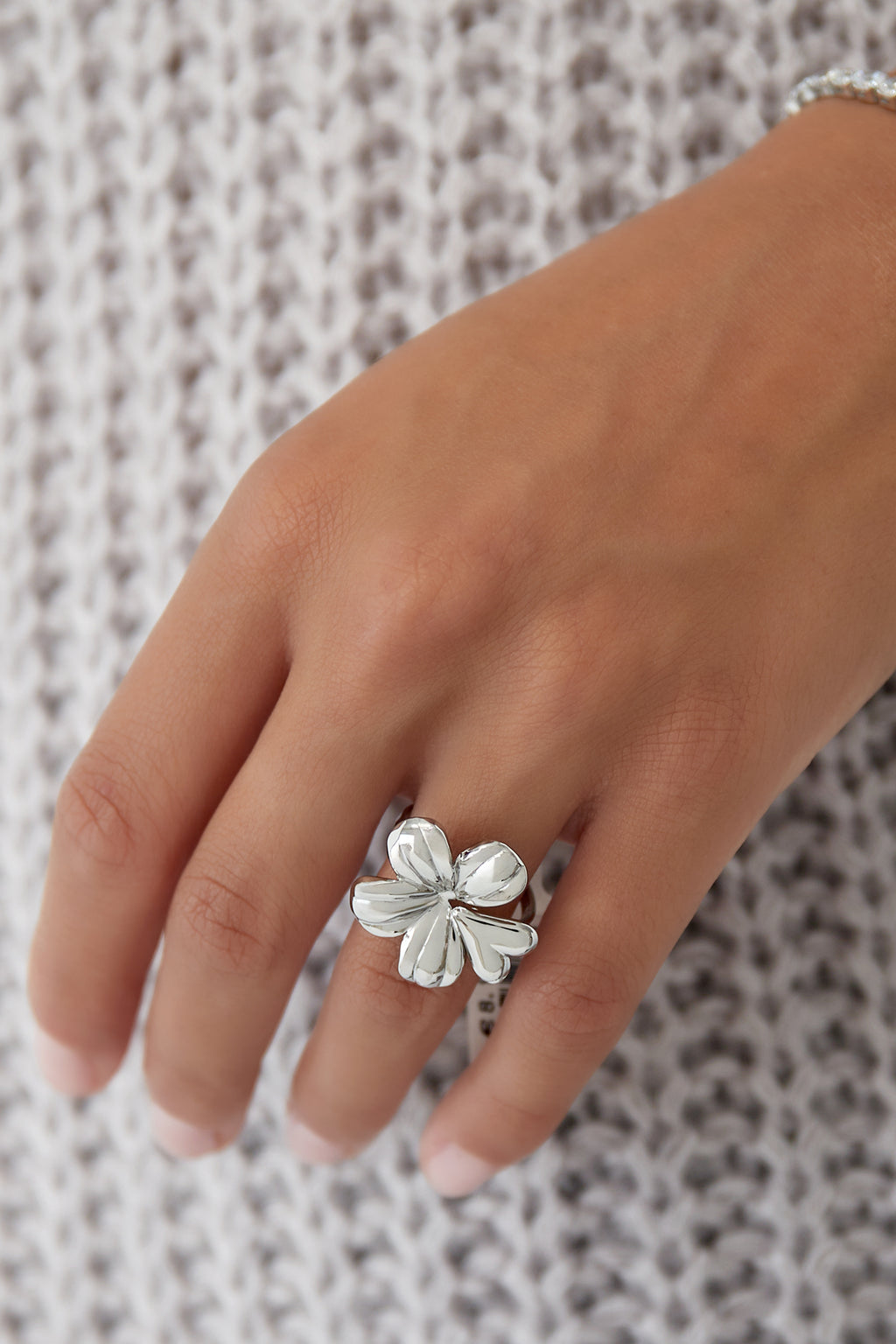 floral romance ring