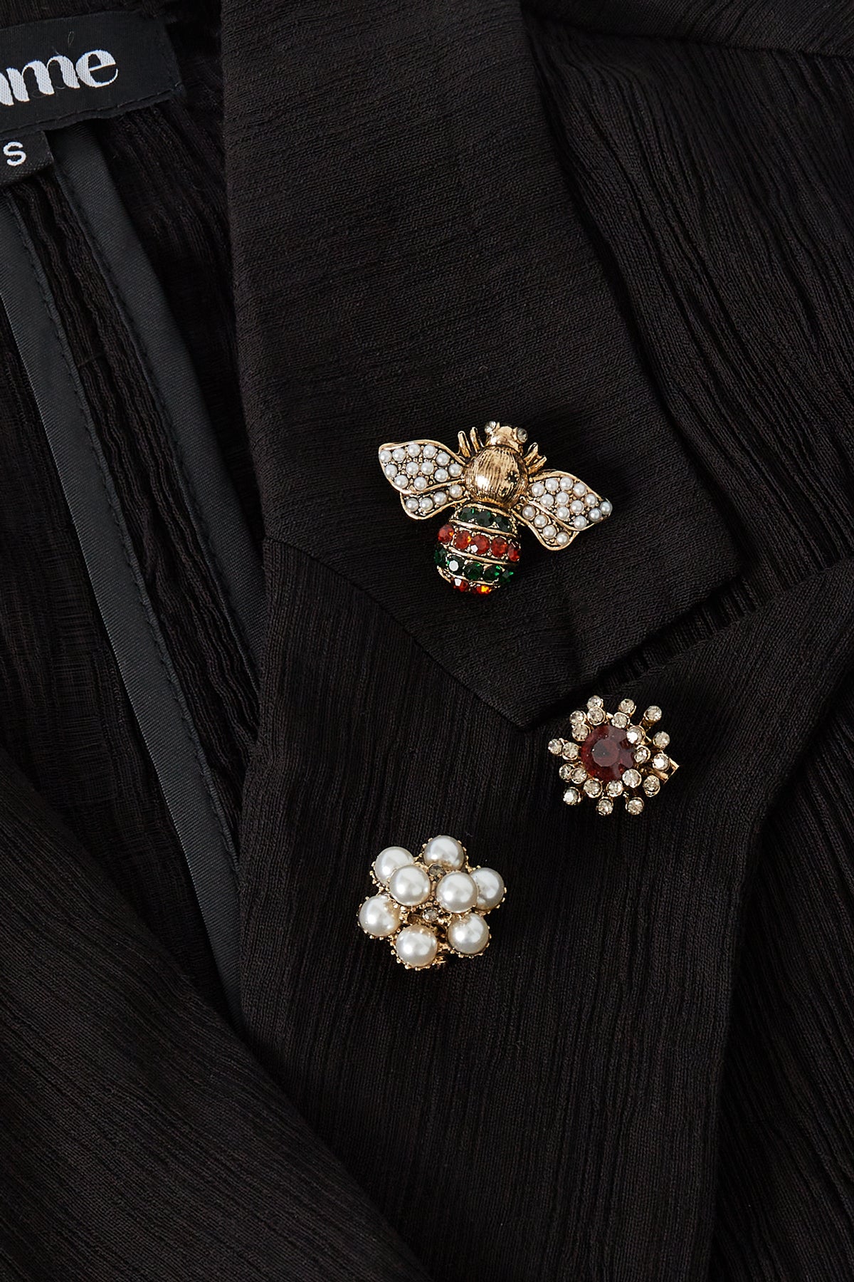 broches trio busy bee