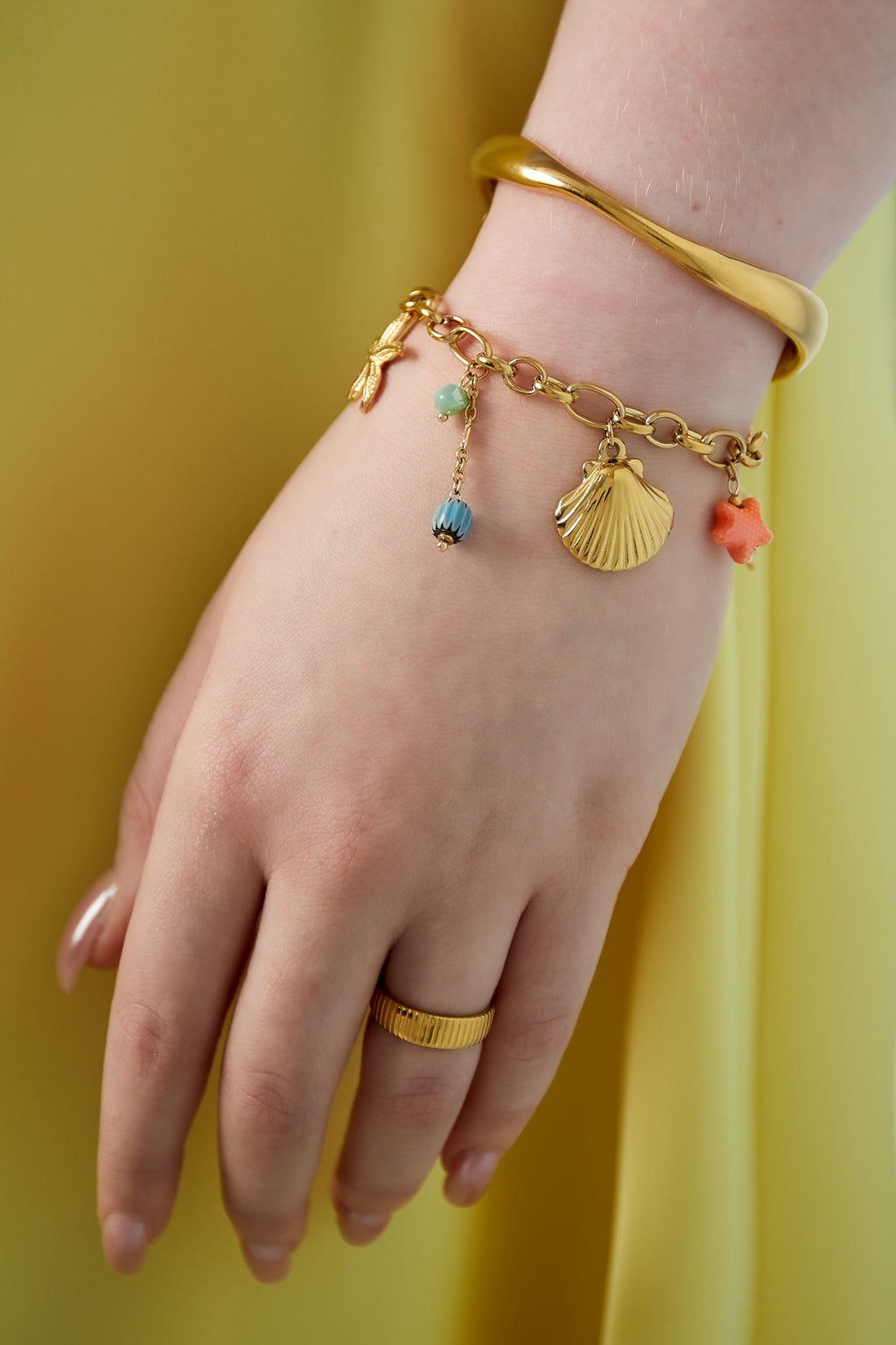 armband party at sea