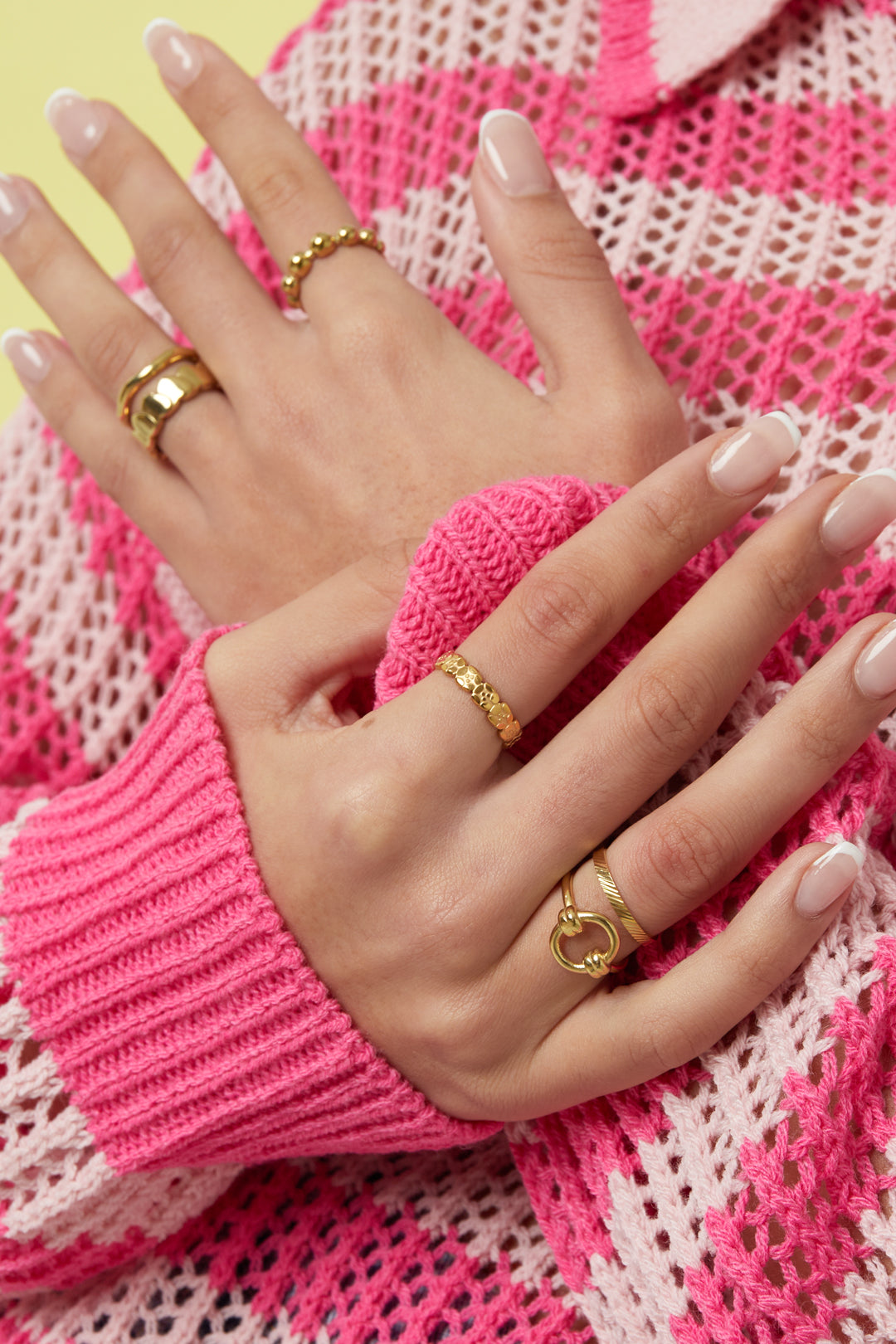 Statement ring met bolletjes