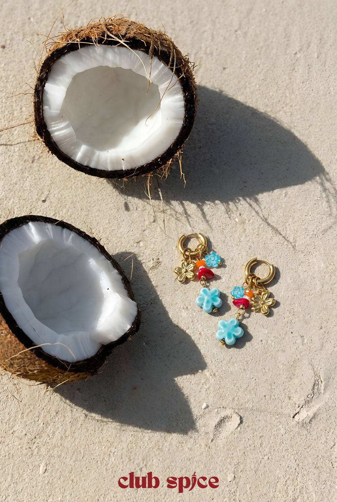 Oorringen met bloem charms en kralen